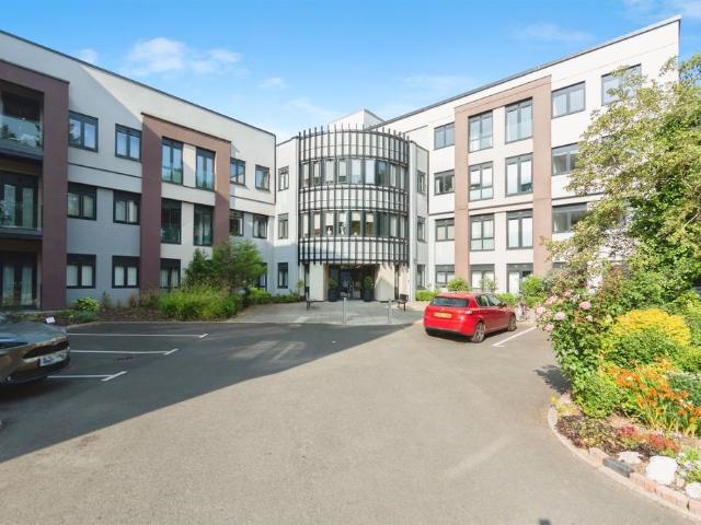Flat for sale in West Midlands