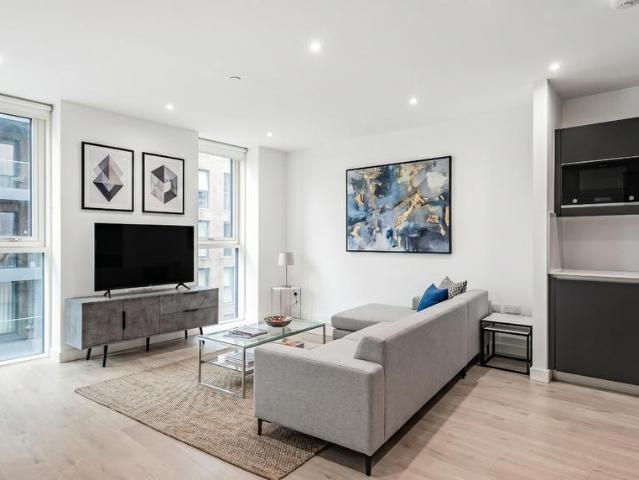 Flat for sale in Harringay, Greater London