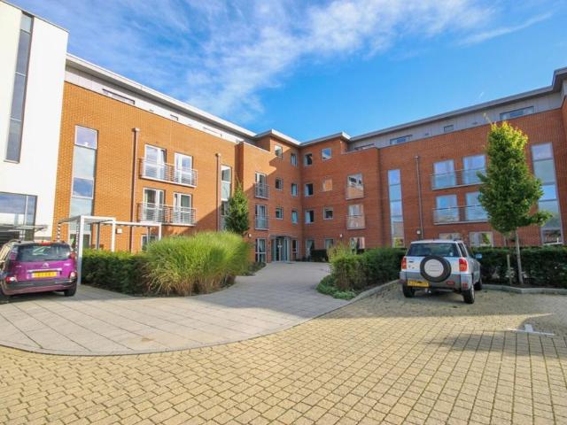 Flat for sale in World's End, Perryfields