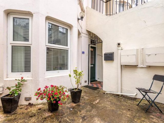 Flat for sale in Hollingdean, Brighton & Hove