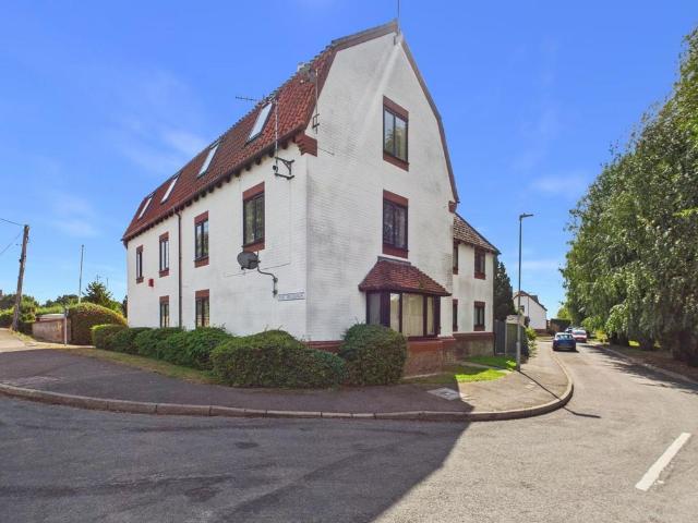 Flat for sale in Brookville, Norfolk