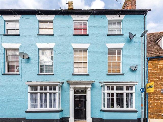 Flat for sale in Towcester, Northamptonshire