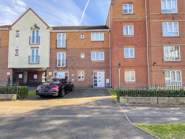 Flat for sale in Old Heath, Bilston