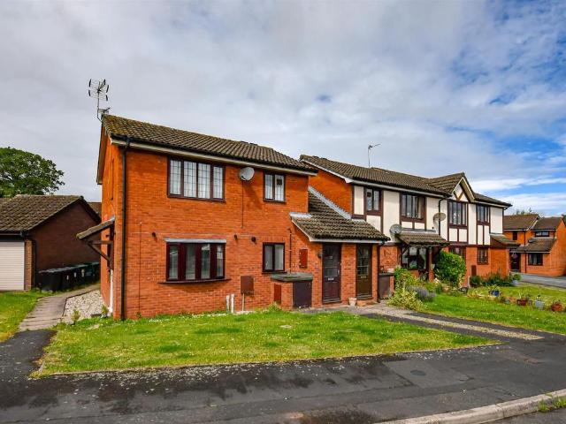 Flat for sale in Shropshire