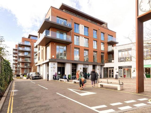 Flat for sale in West Hampstead, Greater London