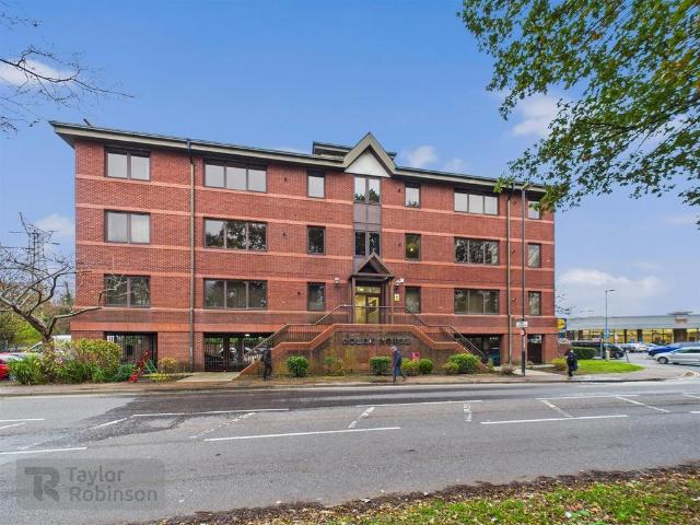 Flat for sale in Three Bridges, Glynde