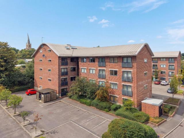 Flat for sale in Loundsley Green, East Midlands