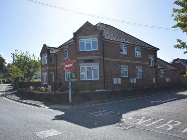 Flat for sale in Broadstone, Poole