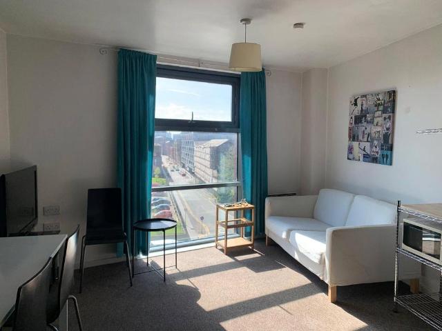 Flat for sale in Castlefield, Manchester