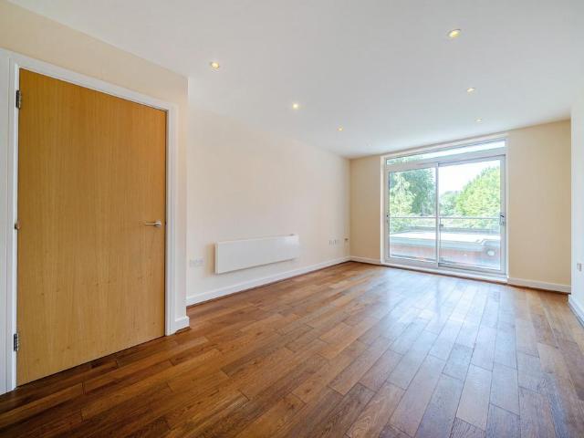 Flat for sale in London Borough of Lewisham, Greater London