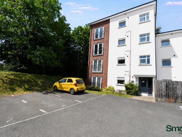 Flat for sale in Pilton, Exeter