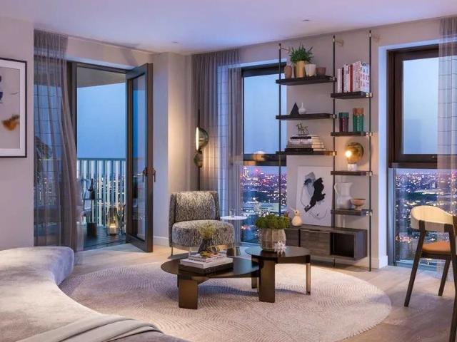 Flat for sale in Canary Wharf, Greater London