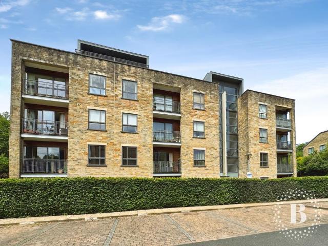 Flat for sale in Lee Bank, Greater Manchester