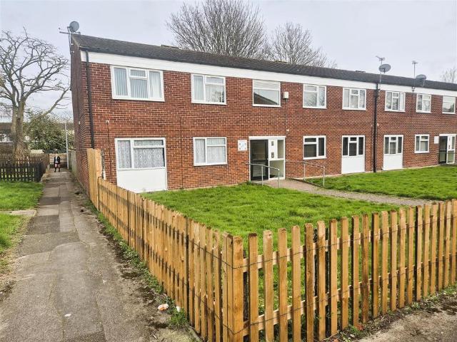 Flat for sale in Marston Green, West Midlands