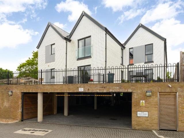 Flat for sale in The Bridge, Isle Of Man