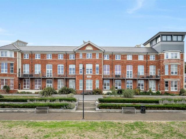 Flat for sale in Portland, Castletown