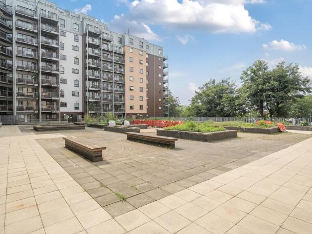 Flat for sale in East Greenwich, Isle Of Man