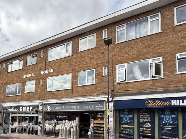 Flat for sale in Walmley, Sutton Coldfield