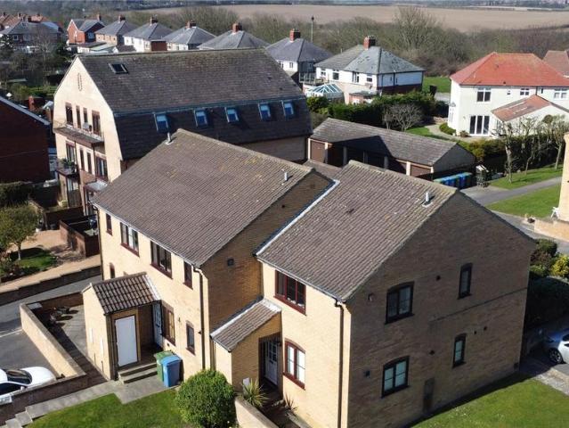 Flat for sale in Scalby Mills, Kepwick