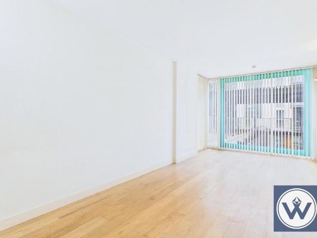 Flat for sale in London Borough of Hillingdon, Greater London