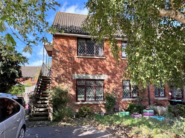 Flat for sale in Old Milton, New Forest