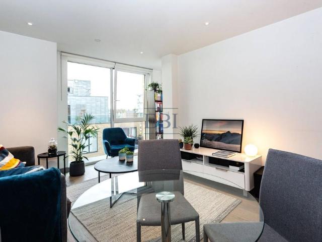 Flat for sale in The Borough, Greater London