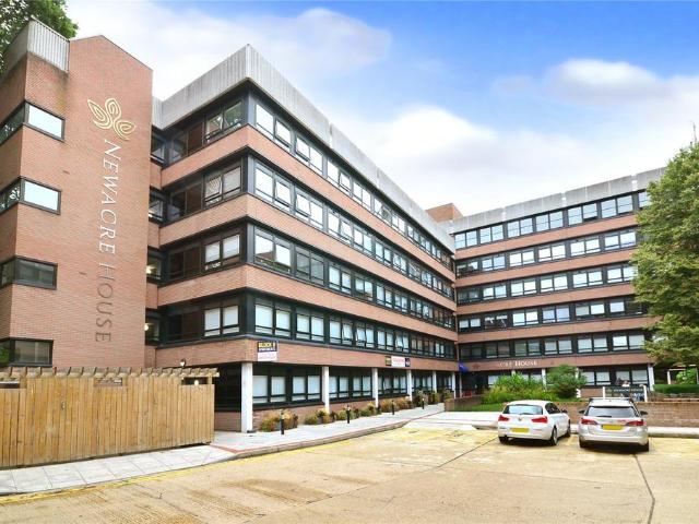 Flat for sale in Blackwell, Perryfields