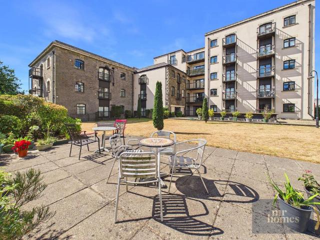 Flat for sale in Newtown, Falcon Lodge