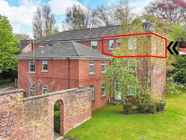 Flat for sale in Hightown, Congleton