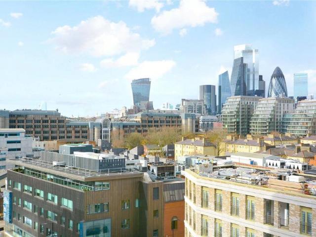 Flat for sale in St. George in the East, Wapping