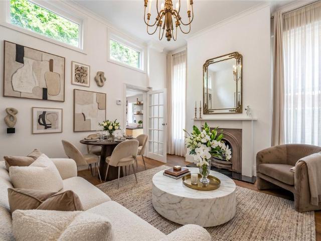 Flat for sale in Belsize Park, Primrose Hill