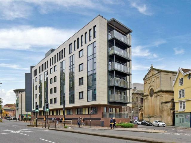 Flat for sale in Redcliffe, Feckenham