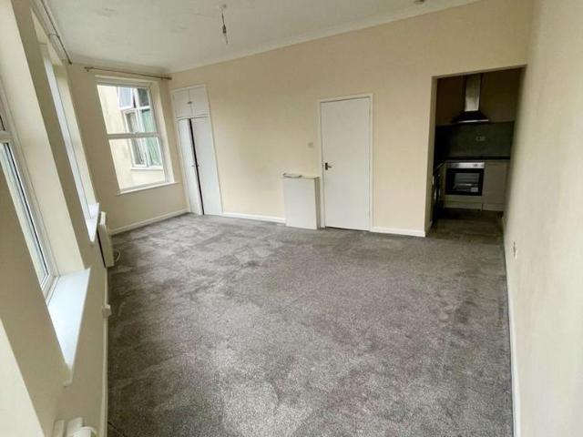 Flat for sale in West Cliff, Bournemouth