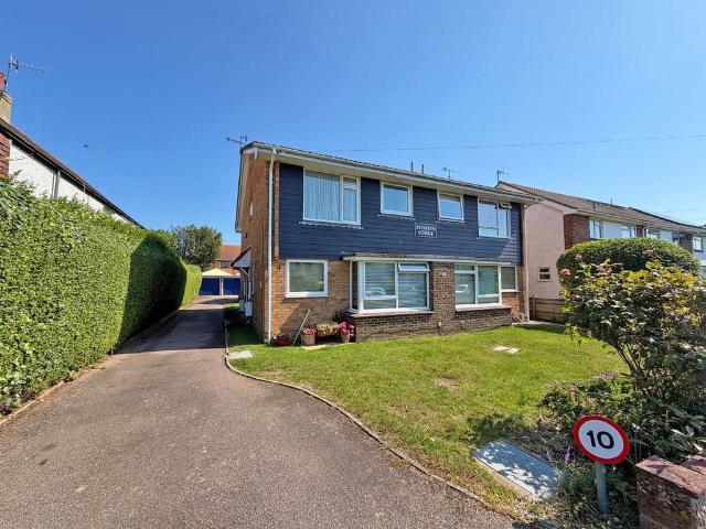 Flat for sale in Fishersgate, West Sussex