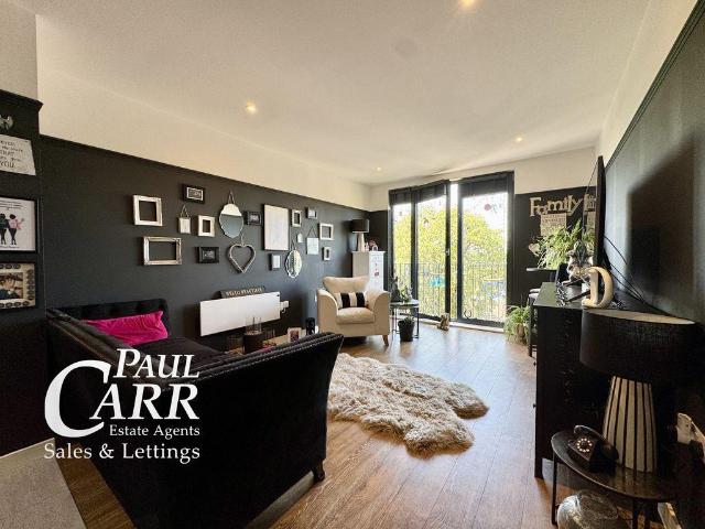 Flat for sale in Sutton Coldfield, West Midlands