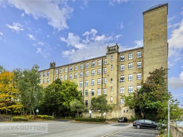 Flat for sale in Boothtown, Halifax
