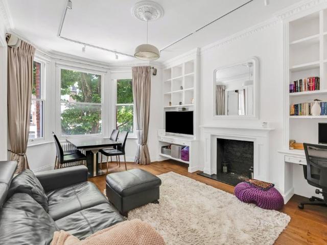 Flat for sale in Kensal Town, Maida Vale