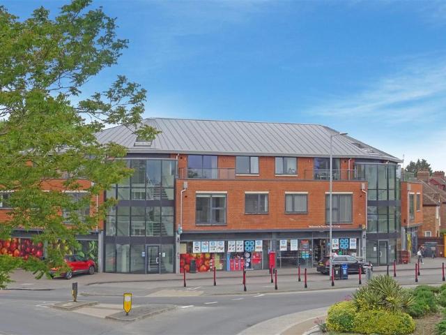 Flat for sale in Arbury, Cambridgeshire