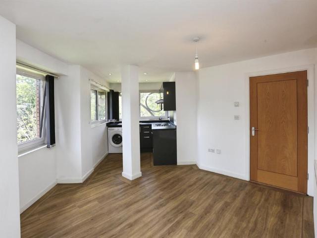 Flat for sale in North Fareham, Fareham