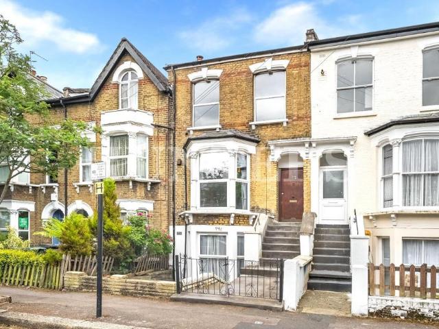Flat for sale in South Tottenham, Greater London