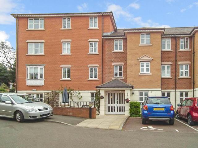 Flat for sale in Northampton, Isle Of Man