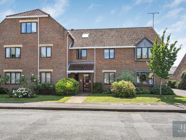 Flat for sale in The Slade, Oxfordshire
