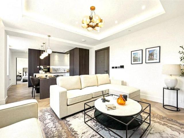 Flat for sale in The Borough, Greater London