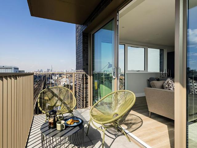 Flat for sale in London Borough of Lewisham, Greater London