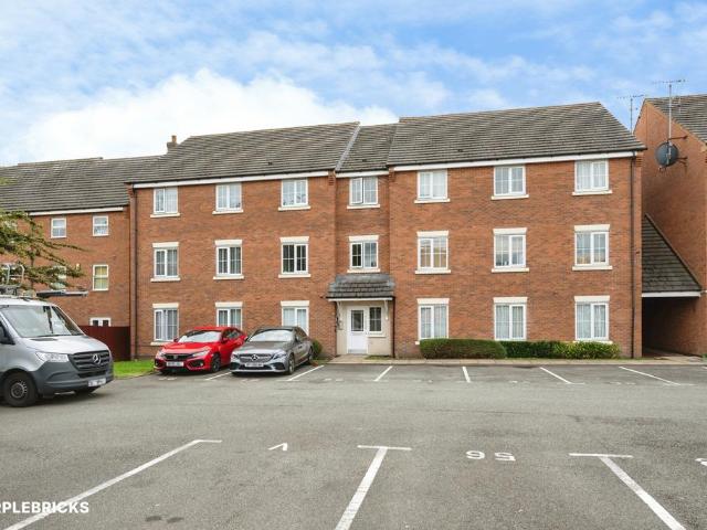 Flat for sale in Wednesbury, Sandwell