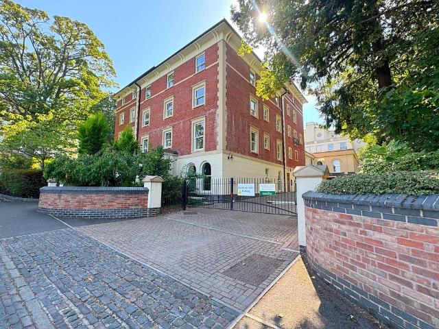 Flat for sale in Great Malvern, Malvern Hills