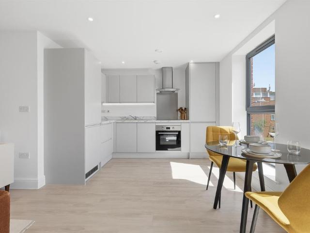 Flat for sale in Walton, Aylesbury