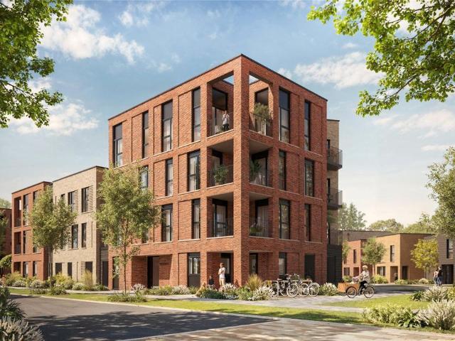 Flat for sale in Arbury, Cambridgeshire