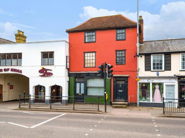 Flat for sale in Sawbridgeworth, Colliers End