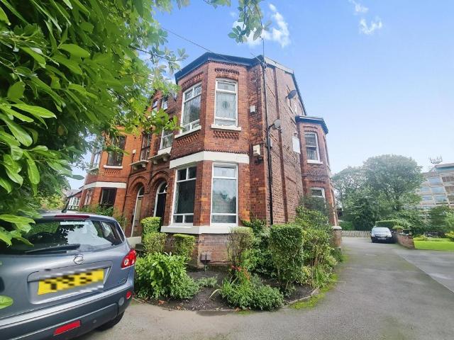 Flat for sale in Georgia, Greater Manchester